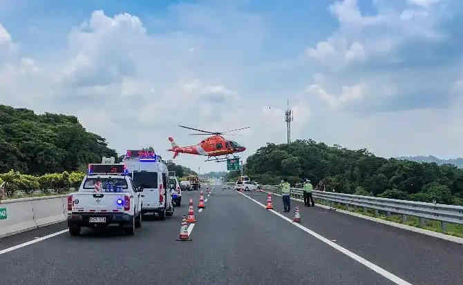 林甸高速公路汽车救援案例