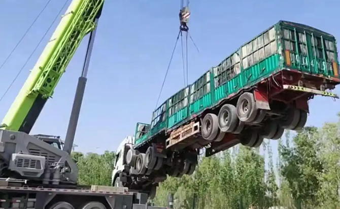 林甸道路脱困救援案例